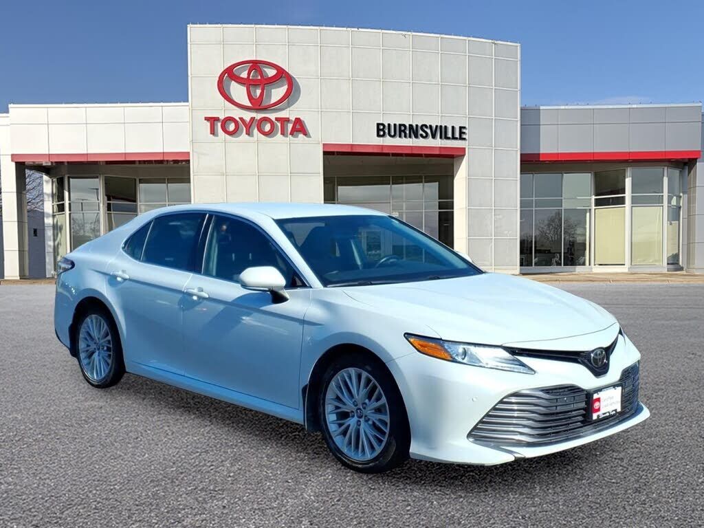 2018 TOYOTA Camry