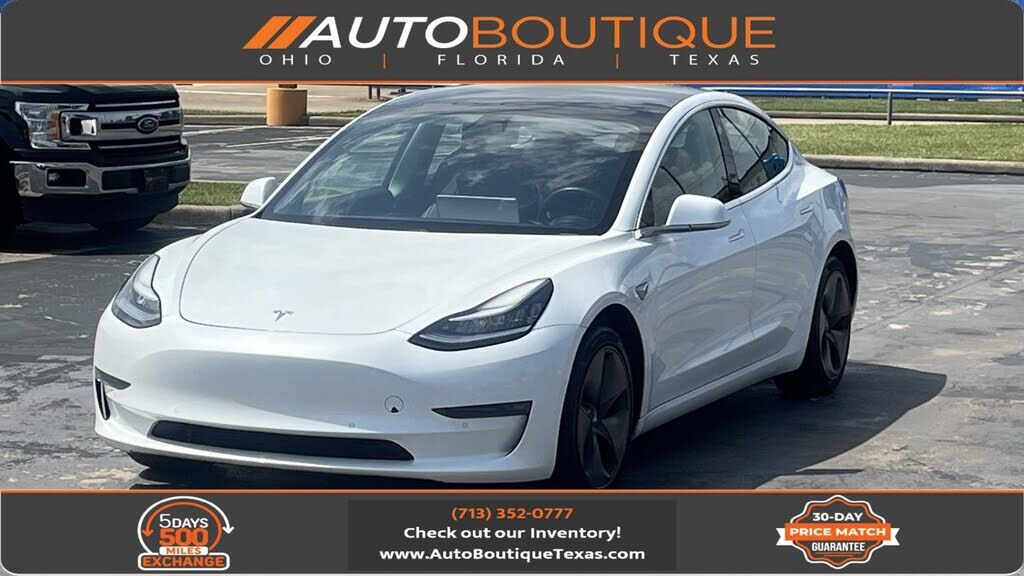 2020 TESLA Model 3