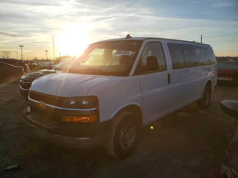 2017 CHEVROLET Express