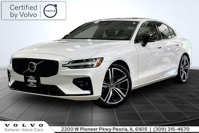2022 VOLVO S60