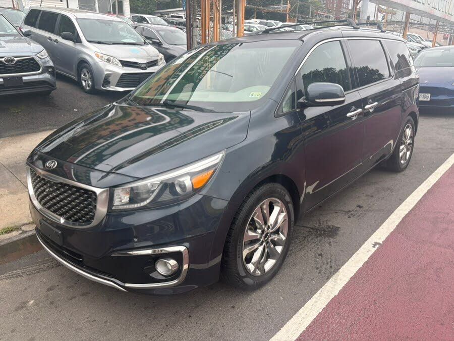 2015 KIA Sedona