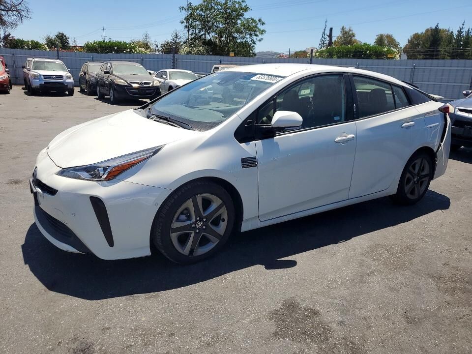 2019 TOYOTA PRIUS
