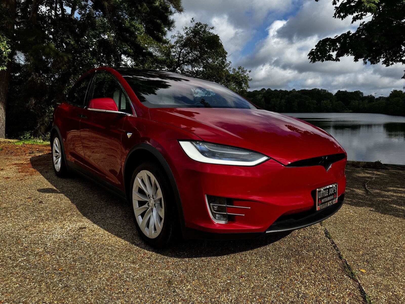 2016 TESLA Model X