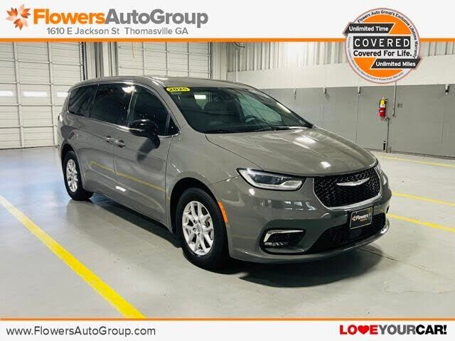 2025 CHRYSLER Pacifica
