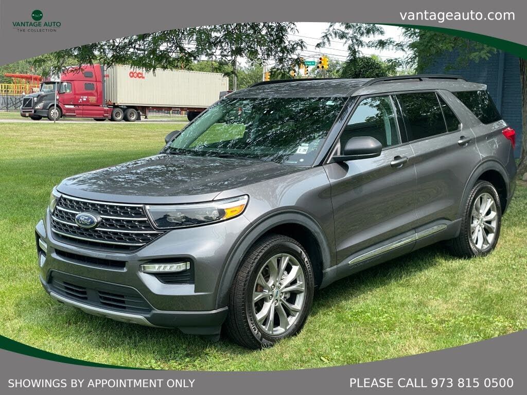 2022 FORD Explorer