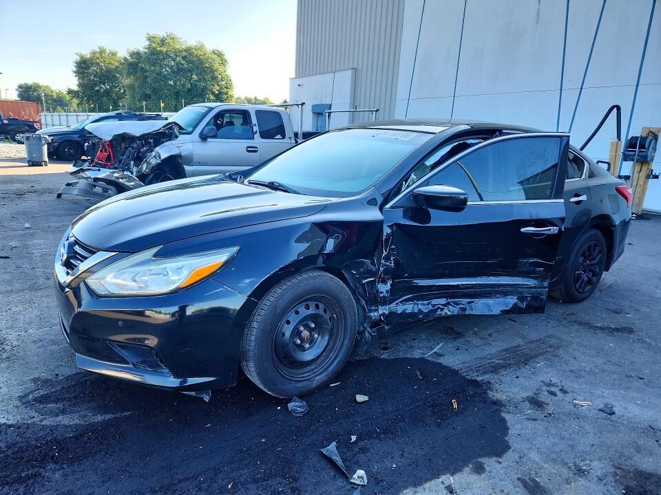 2017 NISSAN Altima