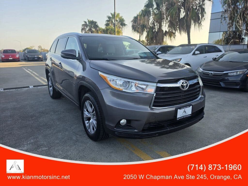 2014 TOYOTA Highlander