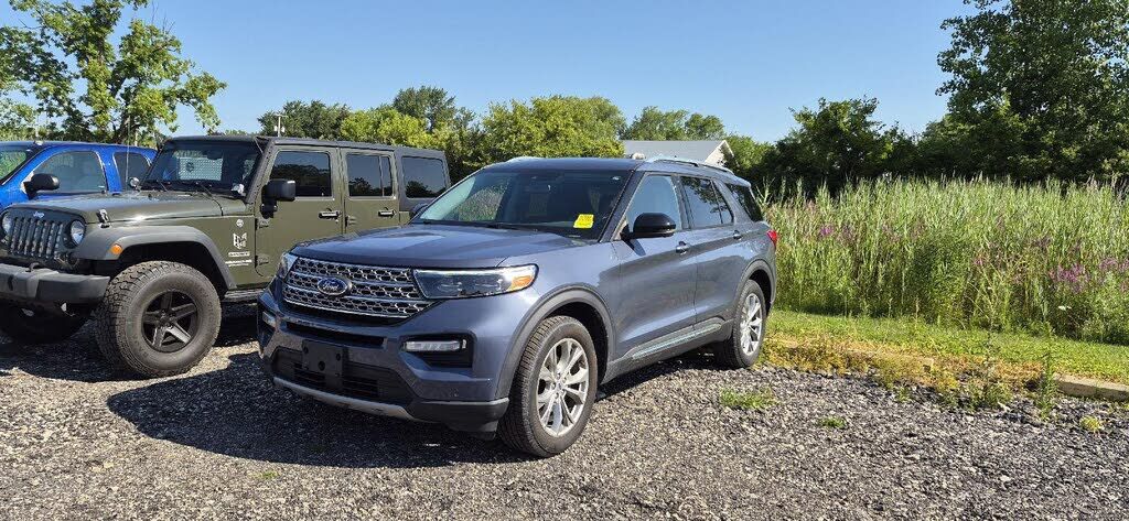 2021 FORD Explorer