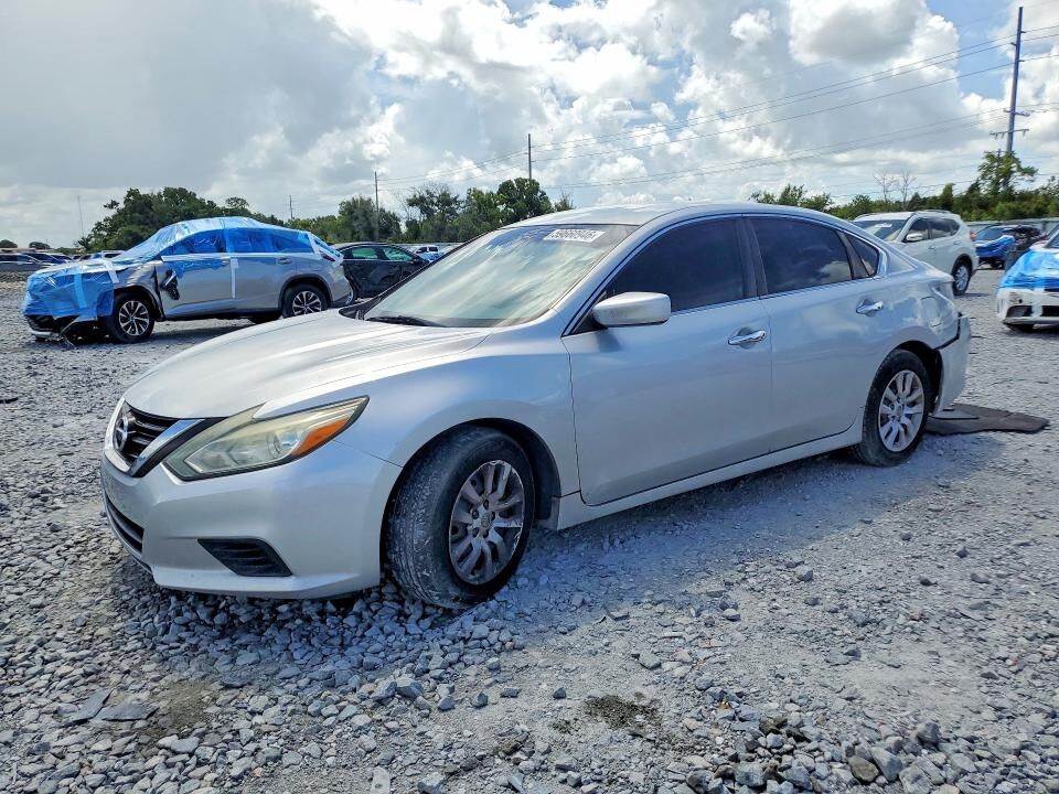 2017 NISSAN Altima