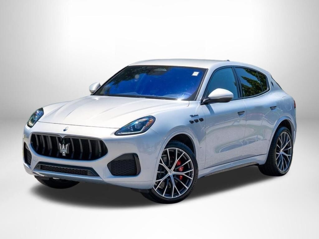 2026 MASERATI Grecale