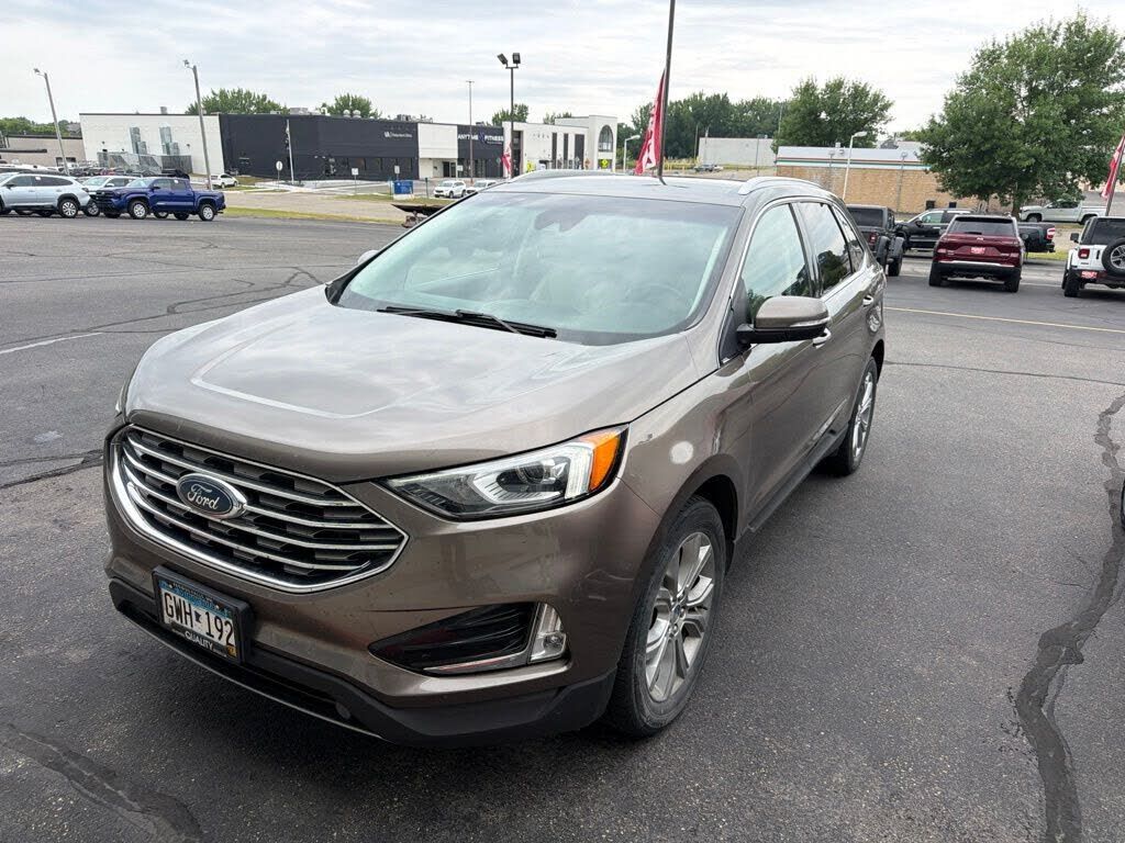 2019 FORD Edge