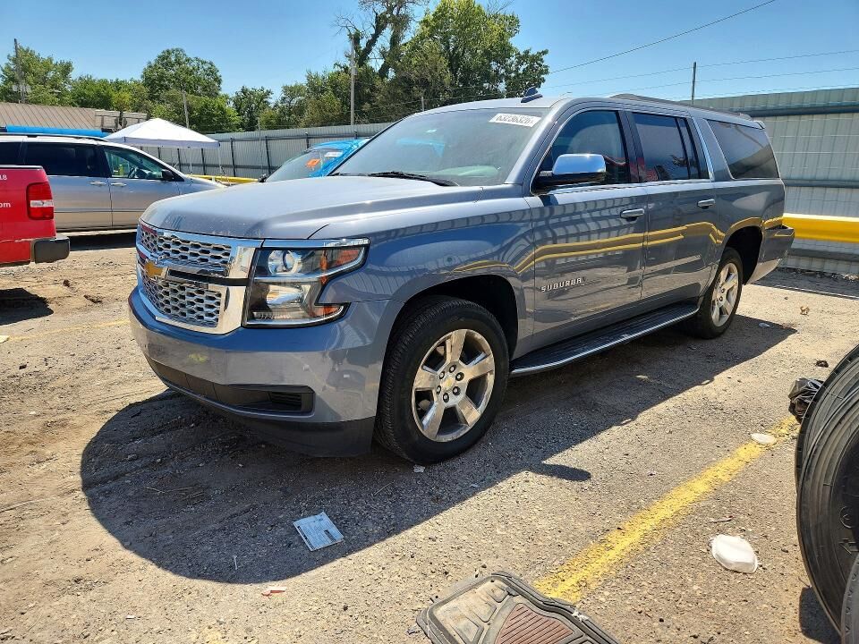 2016 CHEVROLET Suburban