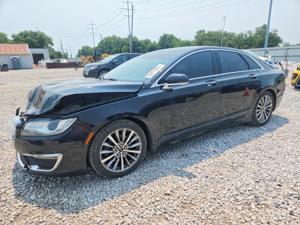 2017 LINCOLN MKZ