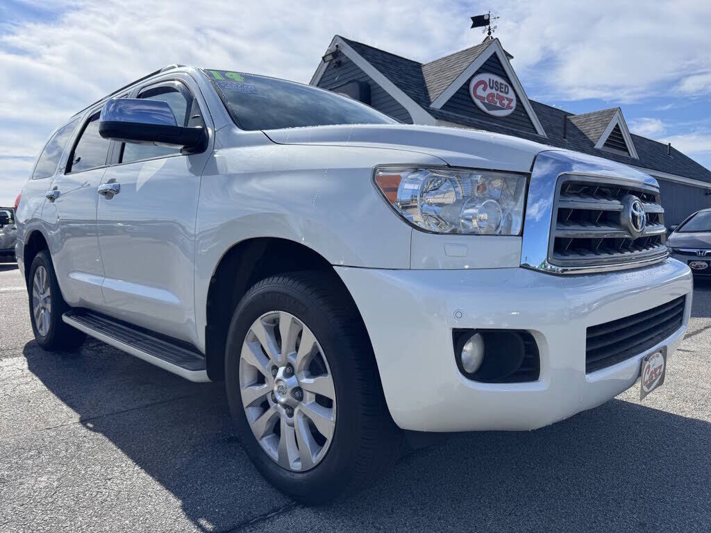 2014 TOYOTA Sequoia