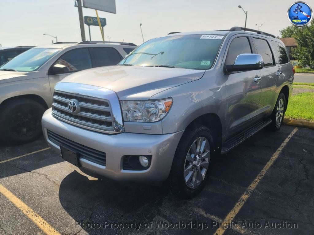 2013 TOYOTA Sequoia