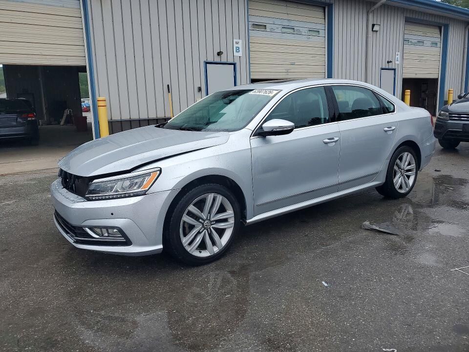 2016 VOLKSWAGEN Passat