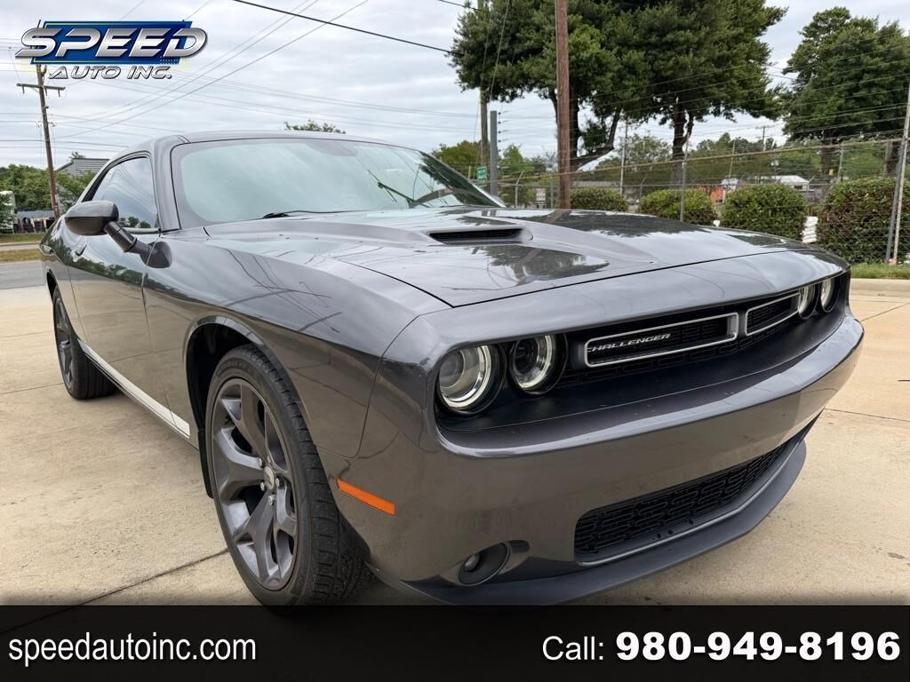 2017 DODGE Challenger