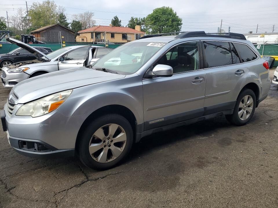2012 SUBARU Outback