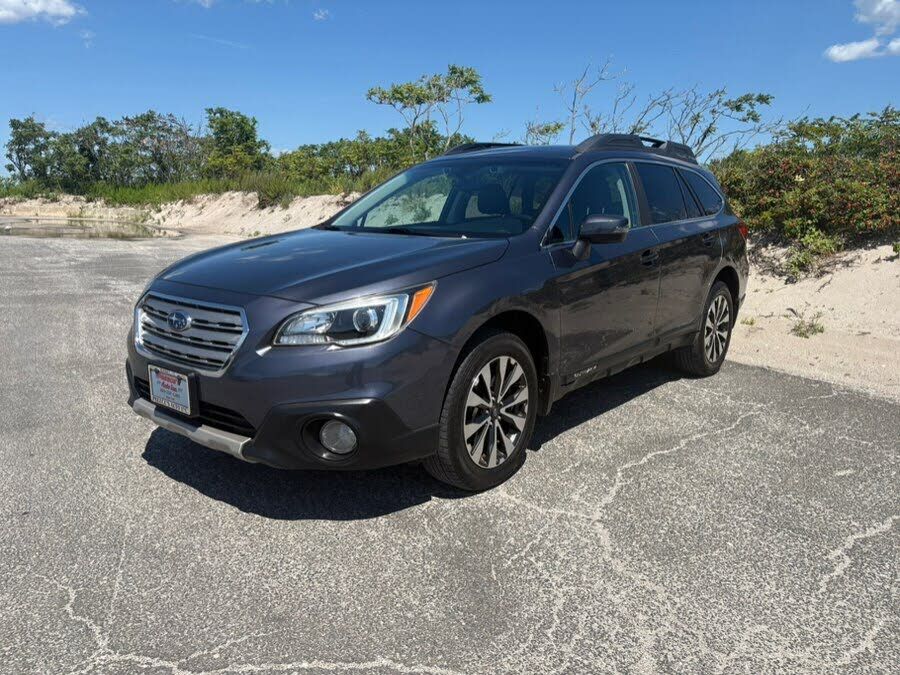 2017 SUBARU Outback