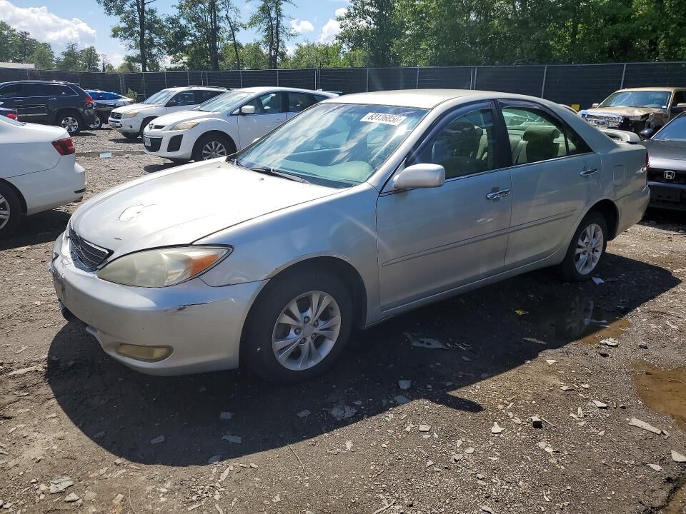 2002 TOYOTA Camry