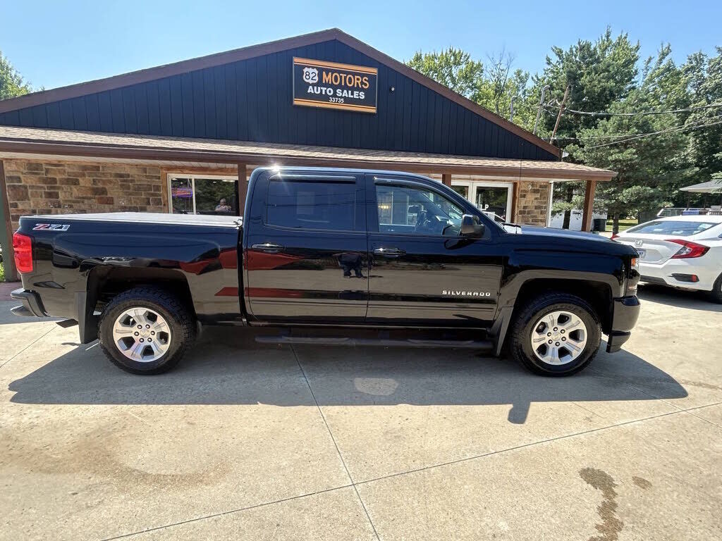 2017 CHEVROLET Silverado