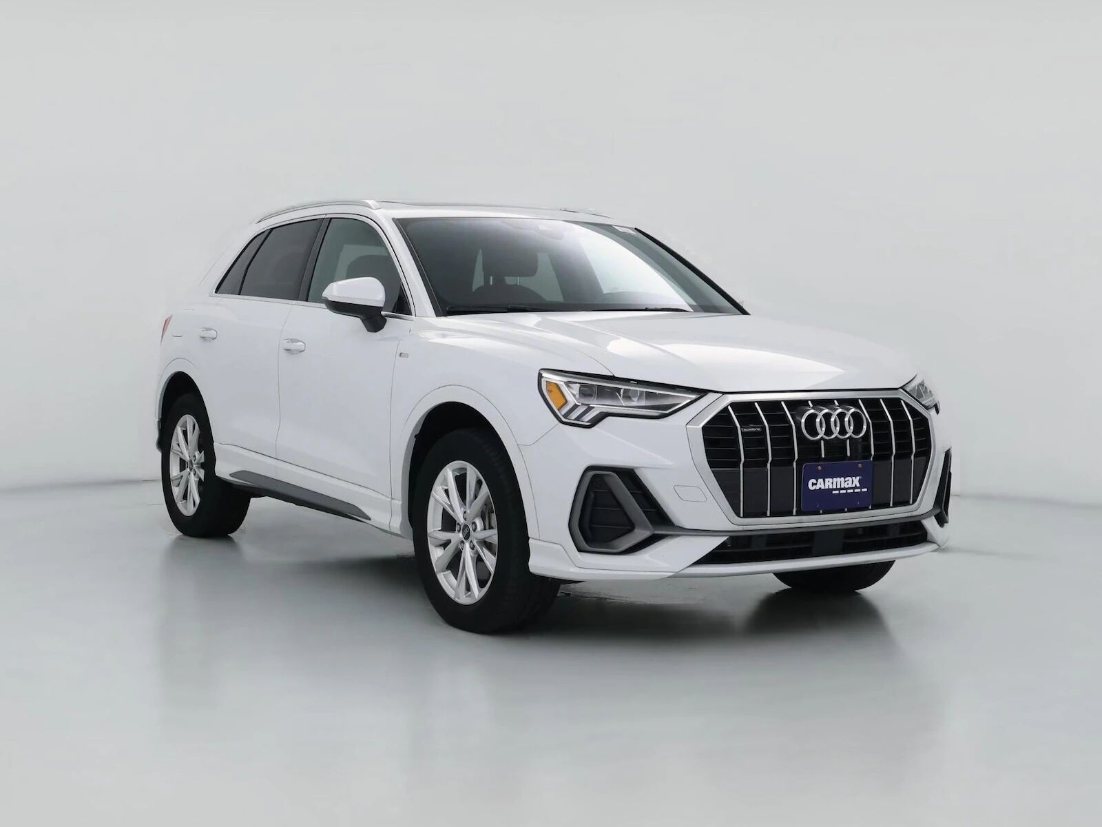2023 AUDI Q3