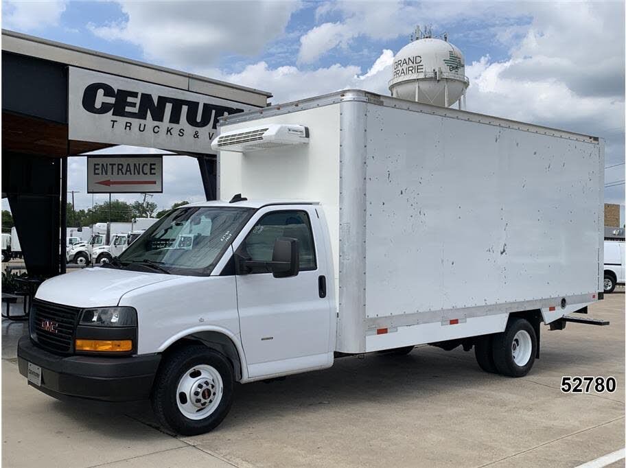 2024 GMC Savana