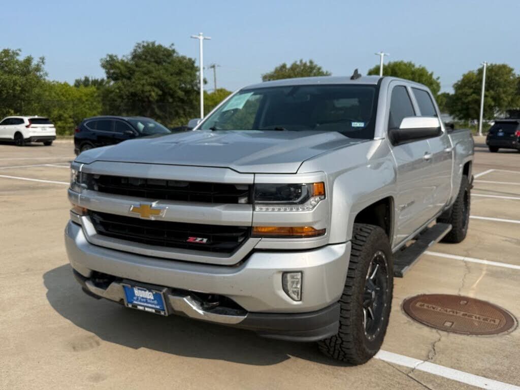 2017 CHEVROLET Silverado