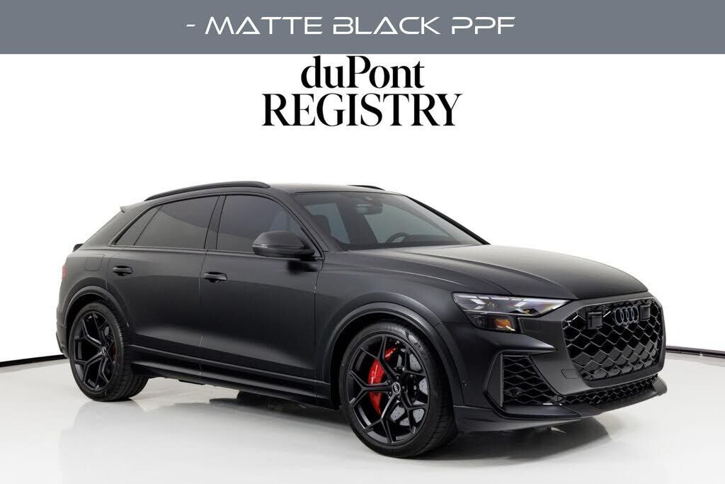 2025 AUDI RS Q8