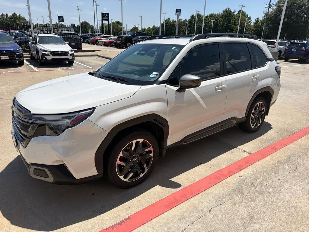 2025 SUBARU Forester