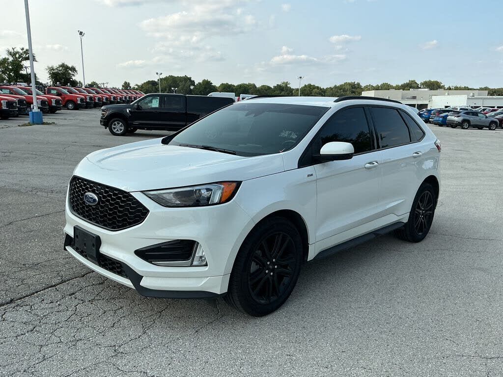 2022 FORD Edge