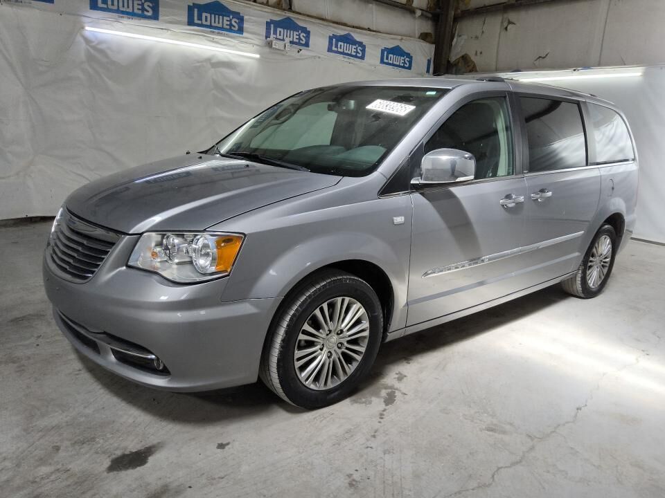 2014 CHRYSLER Town and Country