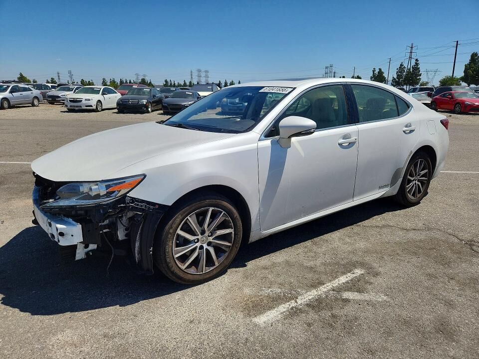 2016 LEXUS ES