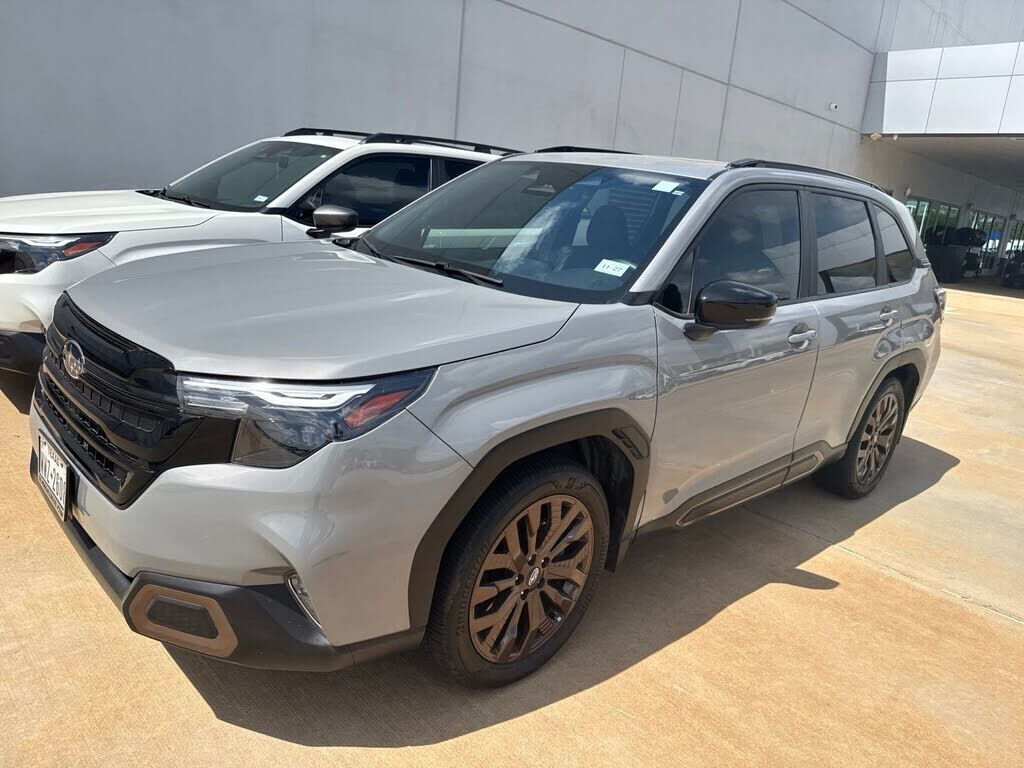 2025 SUBARU Forester