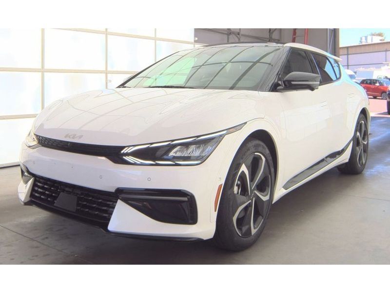 2023 KIA EV6