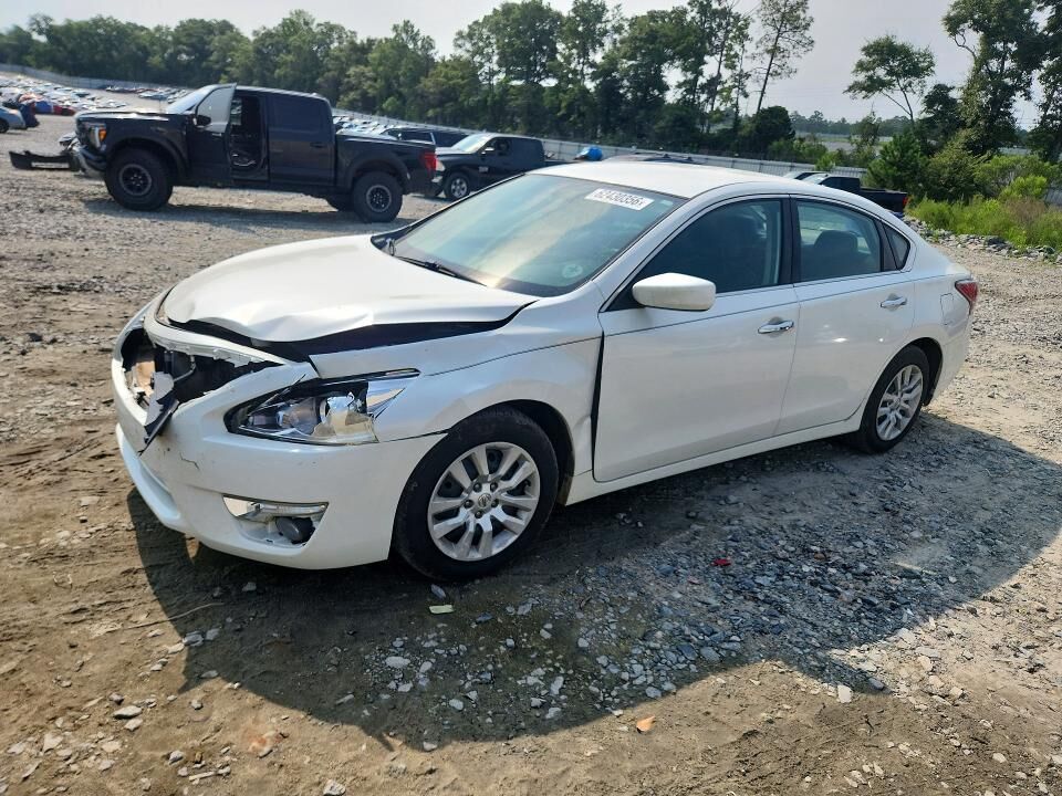 2015 NISSAN Altima