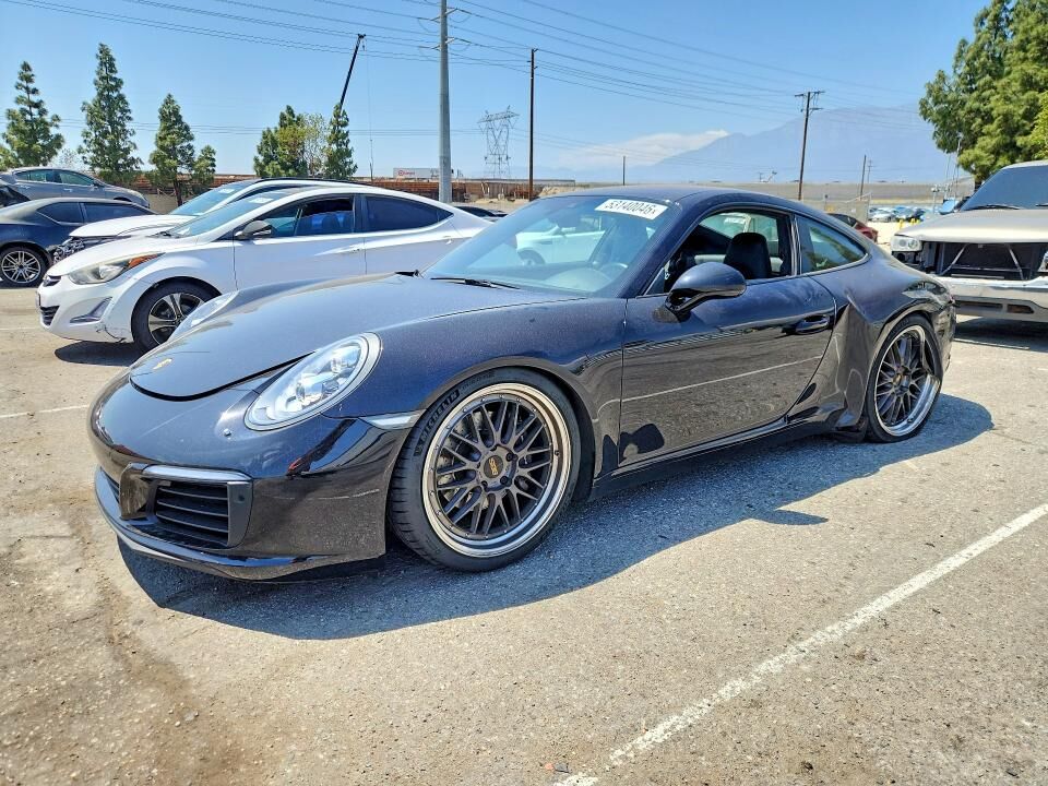 2017 PORSCHE 911