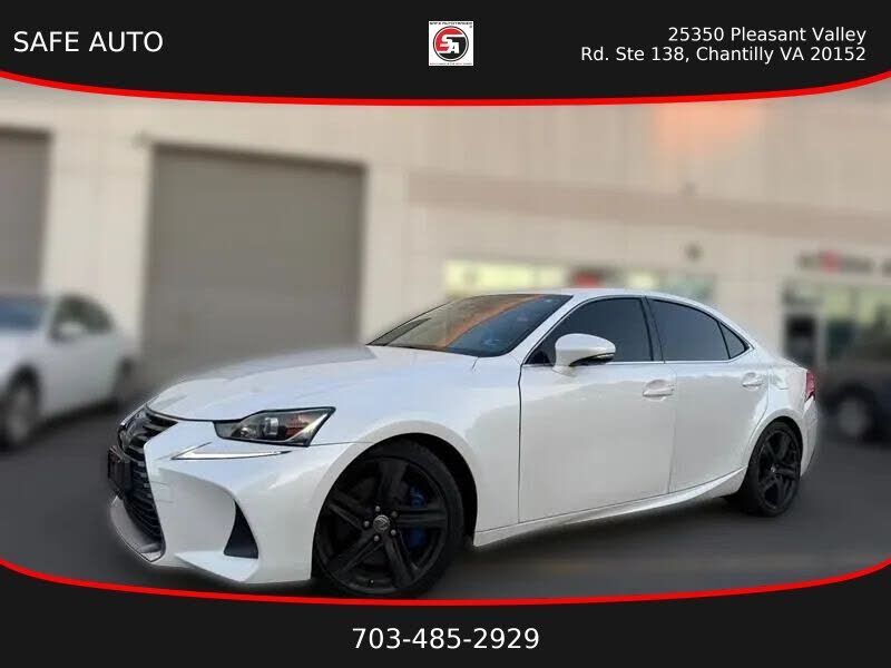 2017 LEXUS IS