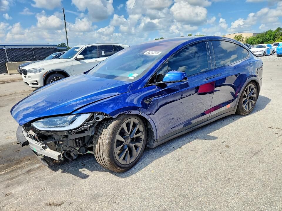 2024 TESLA Model X
