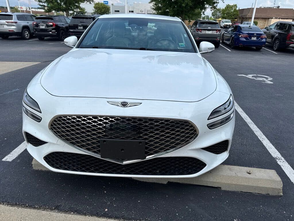 2025 GENESIS G70