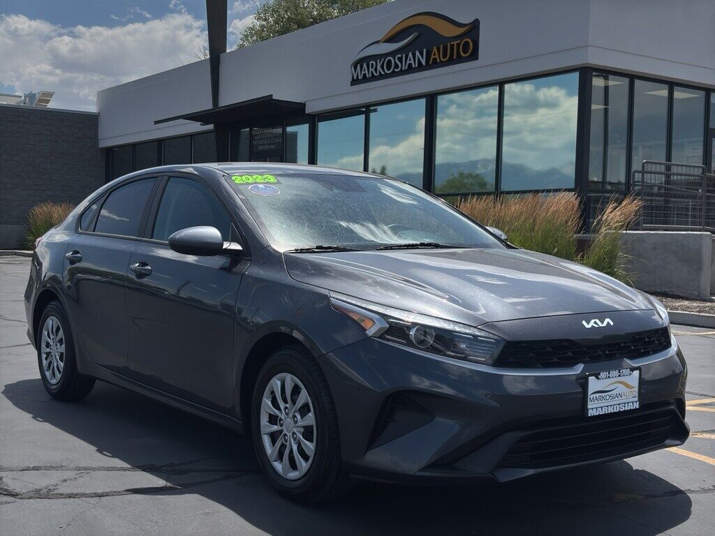 2023 KIA Forte