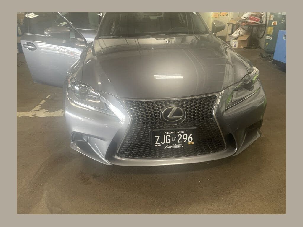 2016 LEXUS IS