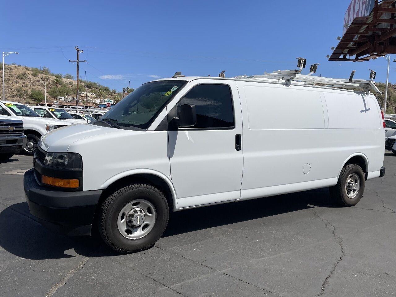 2021 CHEVROLET Express