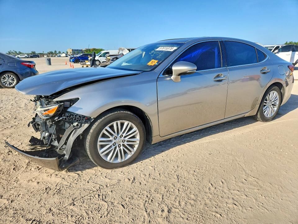 2017 LEXUS ES