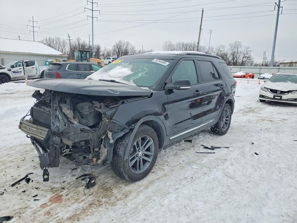 2016 FORD Explorer