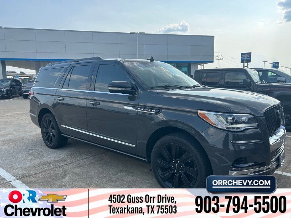 2024 LINCOLN Navigator L