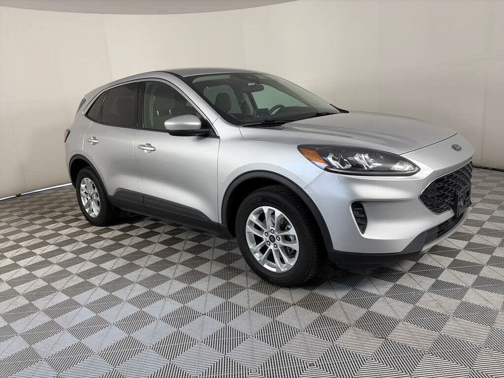 2020 FORD Escape