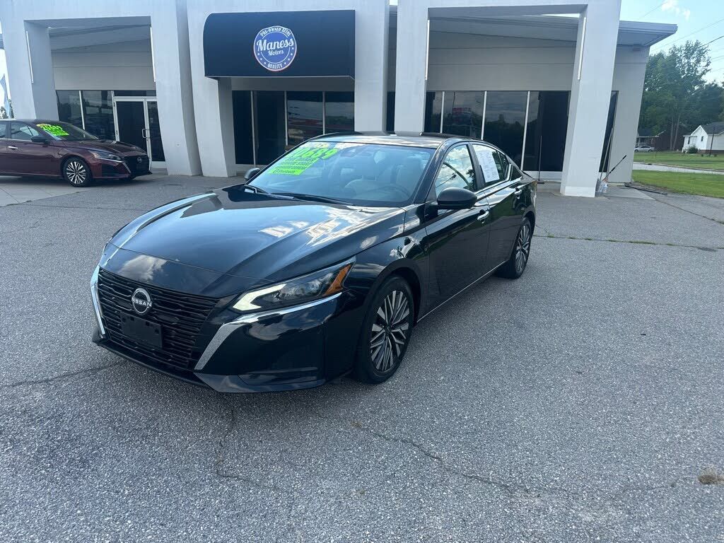 2025 NISSAN Altima