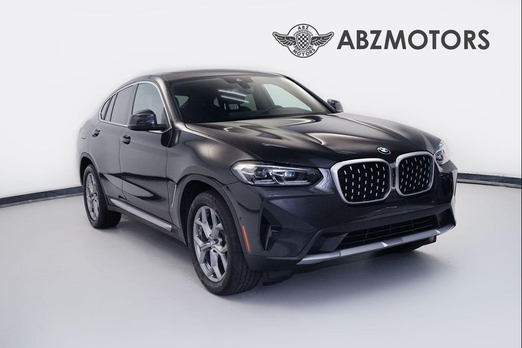 2025 BMW X4