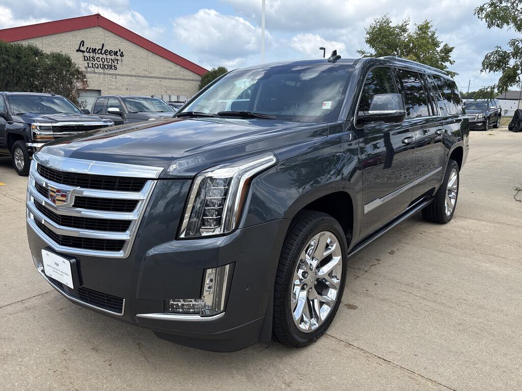 2019 CADILLAC Escalade ESV